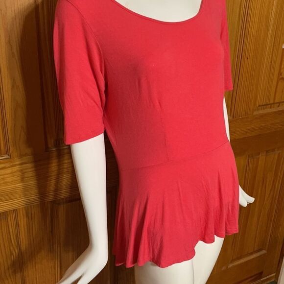 One A top - Picture 2 of 5